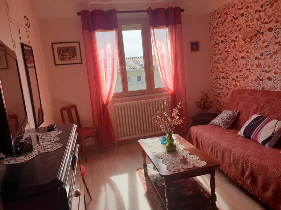 Appartement Avec Grand Jardin Labatut  Exteriér fotografie